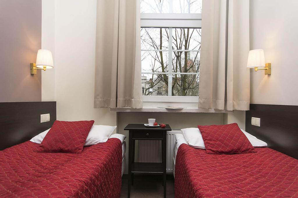 Patio Apartments - Old Town Гданск Екстериор снимка