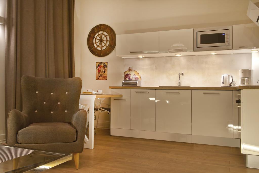 Patio Apartments - Old Town Гданск Стая снимка