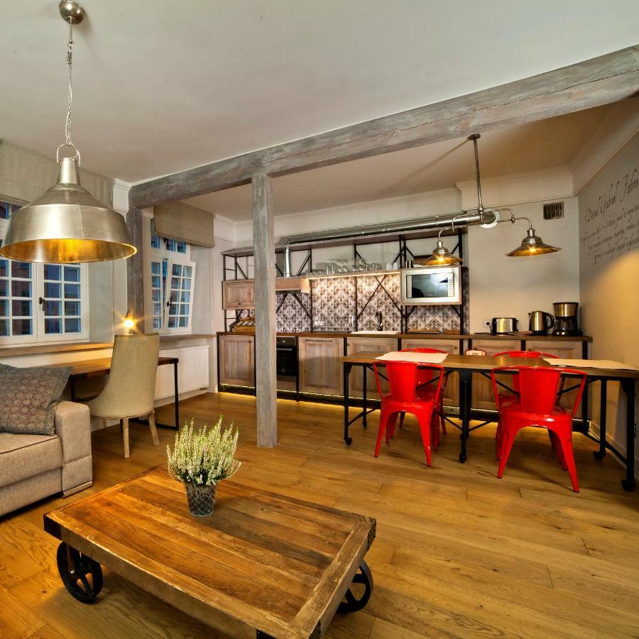 Patio Apartments - Old Town Гданск Екстериор снимка